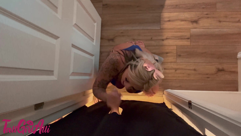 TallGirlAlli - Alli Skye: De hotwife tour activiteiten dag bonding!