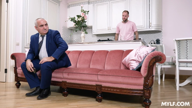 Mylf Official: Skrýt, šukat a hledat - exkluzivní na Faphouse