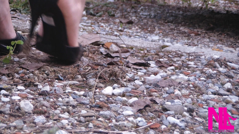 Nyllady: Digging Dirty Miry Gravel in My High Heeled Puckled Pumps