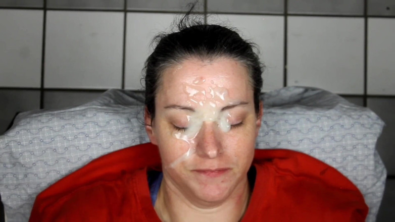 Dirty Dees: Homemade Amateur Cumslut Taking Loads to Her Pretty Face
