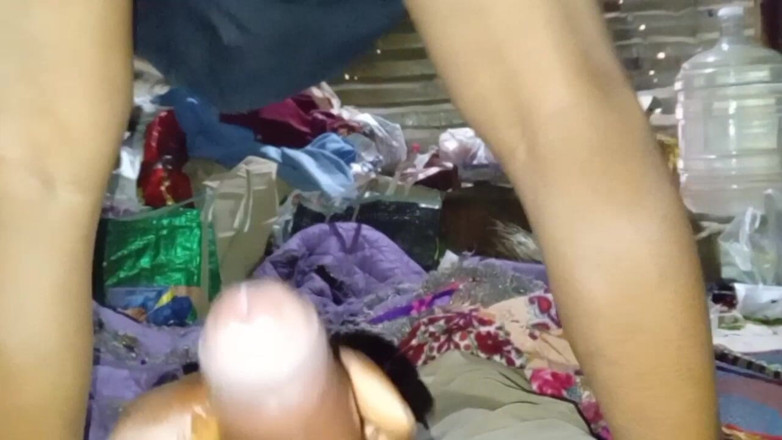 Bengaliauntykichut: Desi Bhabhi's Ass Fucked in Bengali Style