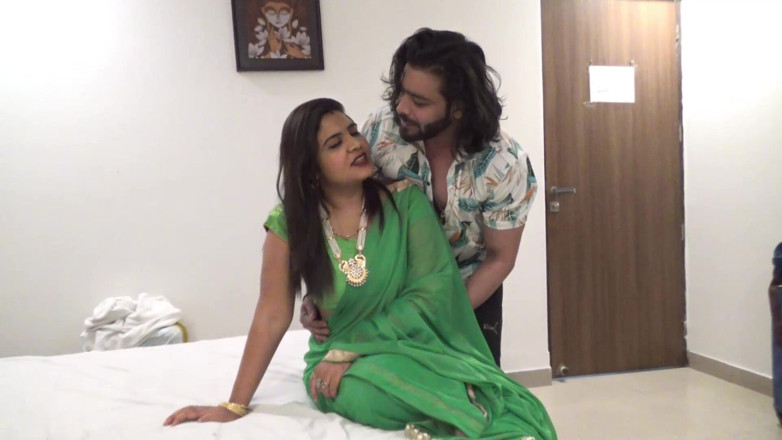 Jayanta Banik: A Desi Girl Called His Ex Boyfriend and Made a...