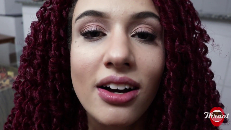 Lady Snow Brasil: Moje nevlastní sestra mi dala kouření, abych mě utěšil po...
