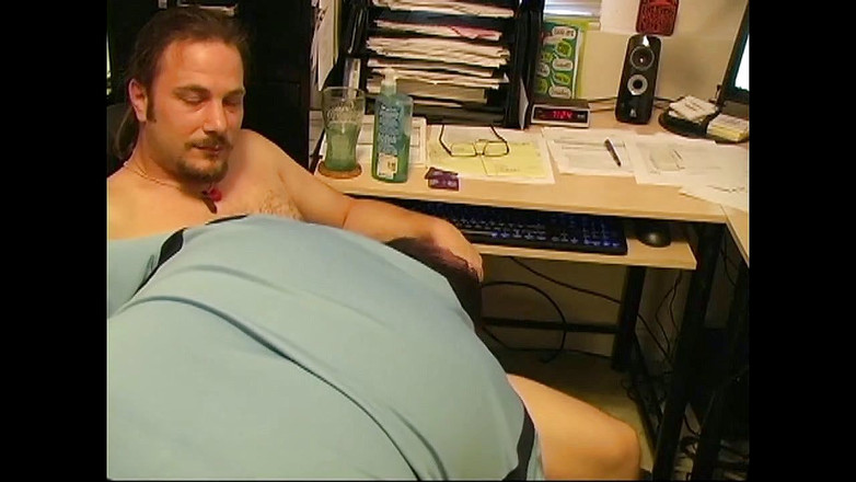 The Great Canadian Male: Christophe đụ ông chủ