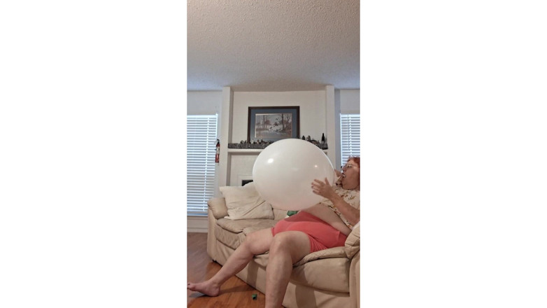 BBW nurse Vicki adventures with friends: Requested Blow up and Pop Video by Big Beauty Nurse...
