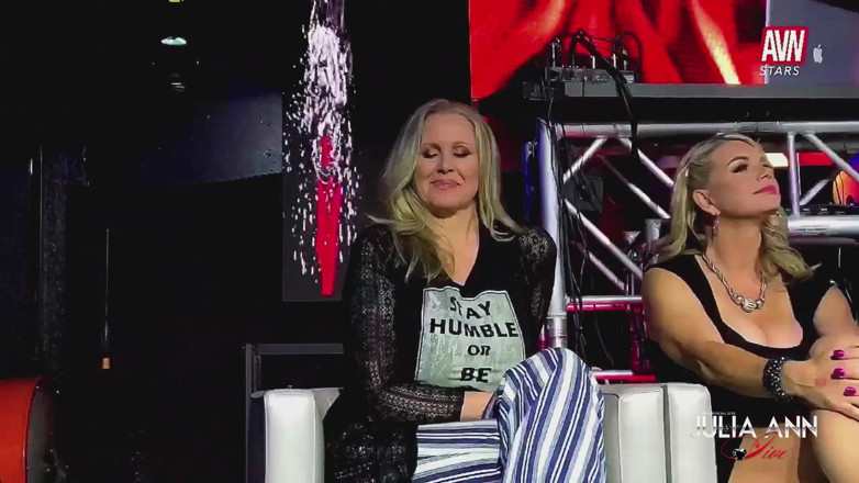 Julia Ann: My Avn Roast Continues! Evan Stone!