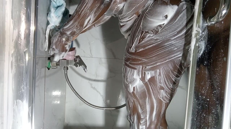 BMCs: Sucking a Big Dick in the Shower, I Got Really...