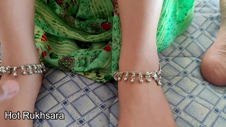 hot_rukhsara: Zwager neukte heel hard onder de voorwendsel om stiefzus te...