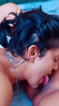 भारतीय युवा महिला सौतेली मम्मी को अपनी चूत के लिए हार्डकोर सेक्स की जरूरत थी