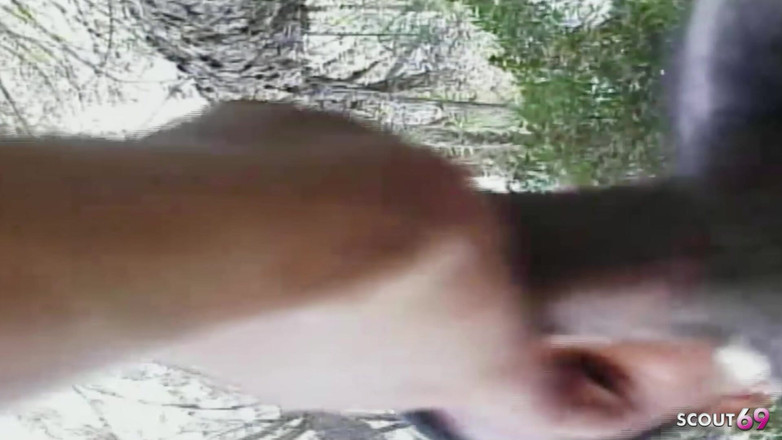 Shemale TS Collection: Rubia transexual tetona follada analmente al aire libre por una...