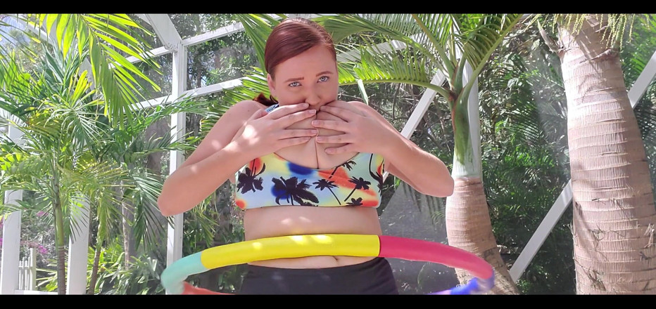 Annabelle Rogers: Do You Like My Hula Hooping Skills?