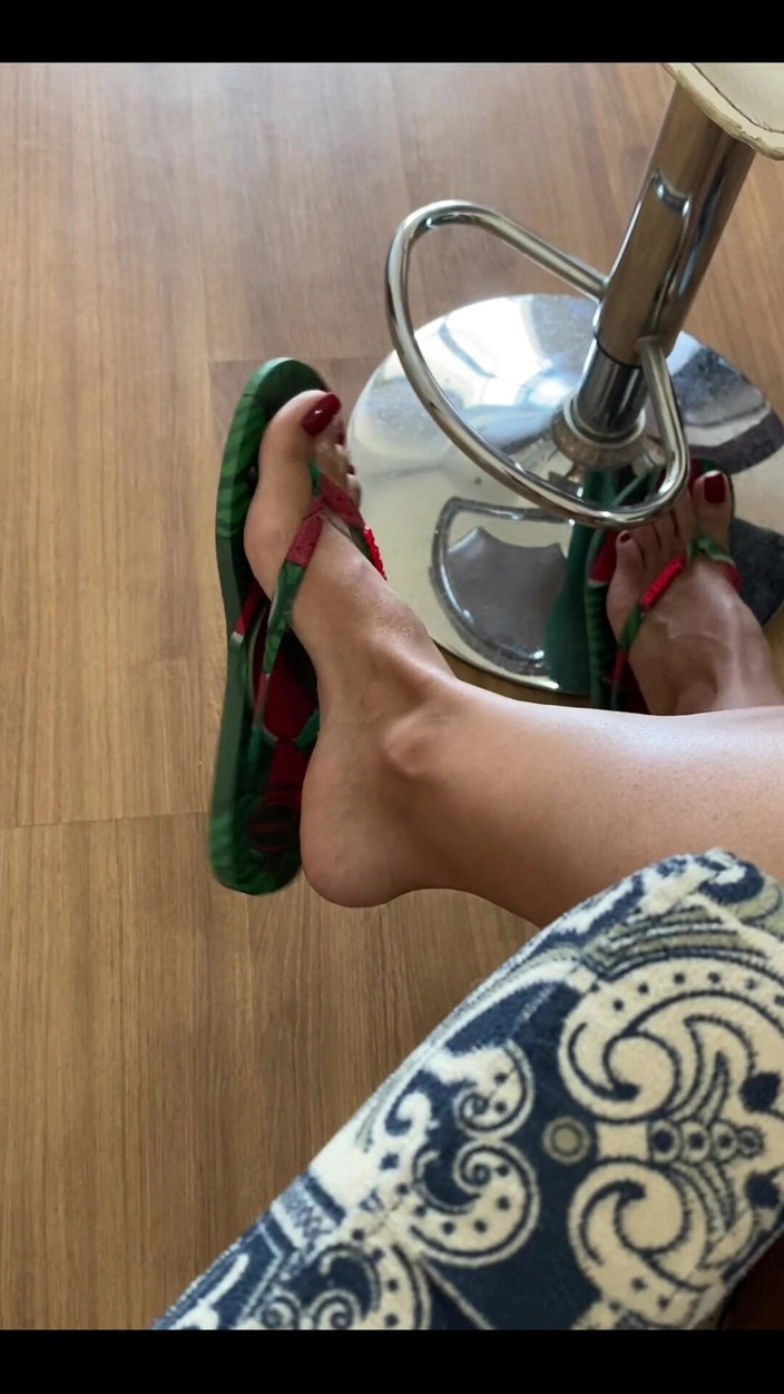 KiffaFeet: Kaki dan Kuku Warna-warni