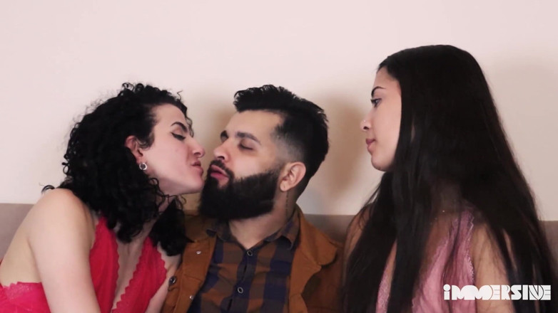 Lady Snow Brasil: Due ragazze meravigliose nel loro primo trio