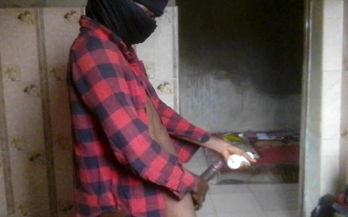 Geepeehub: फन बैंगिंग टॉय सिलिकॉन योनि