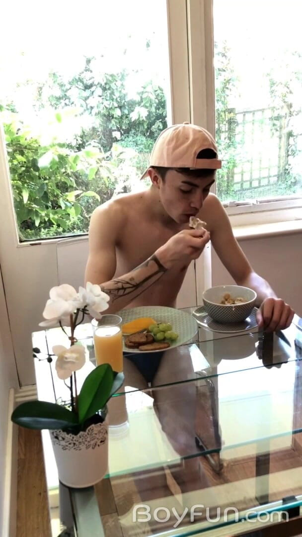 BoyFun Solo: Una giornata nella vita con Nick Danner