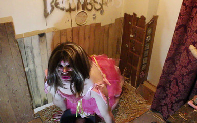 Lilly Disgrace: Abgefahrene pisse-dusche