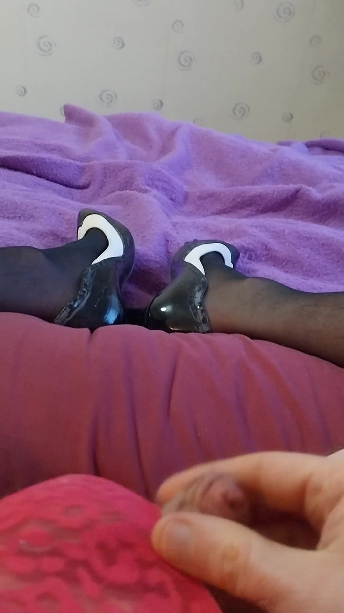 Cindy Belfast: W dupę Tiny-cliity Precums &amp; Sissygasm