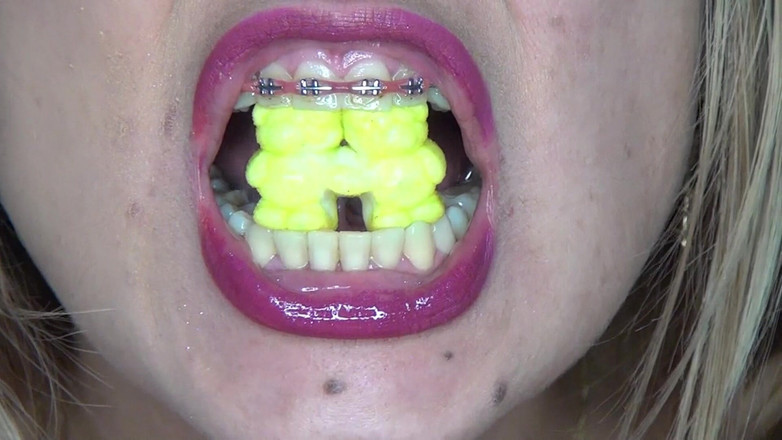 Angel eyes studio: Polykání Gumových Medvídků V Párech!!