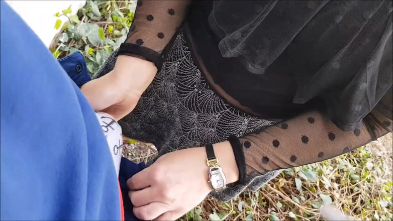 Montse Swinger: Outdoor POV Blowjob