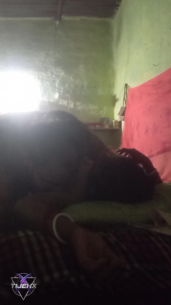 TijehX: Bhabhi desi kampung yang tidak berpuas hati berkongkek dengan adik...