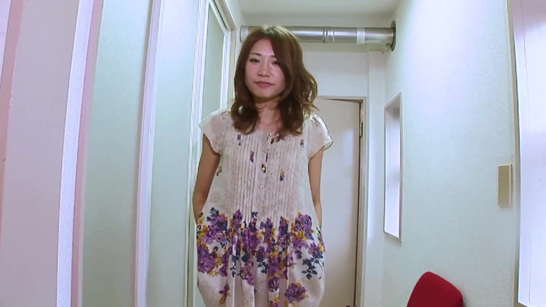 Asian Mature Climax: Small titted babe with hairy cunt is having fun in...