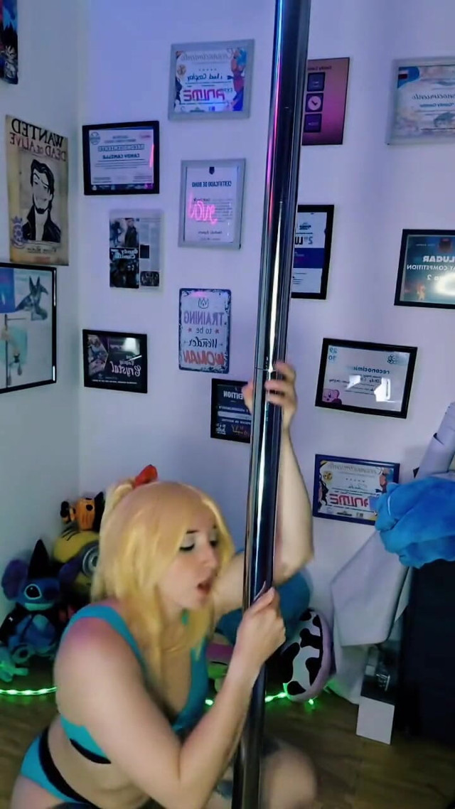 Samus Is Dancing (Candy Camille) Samus Is Dancing (Candy Camille)