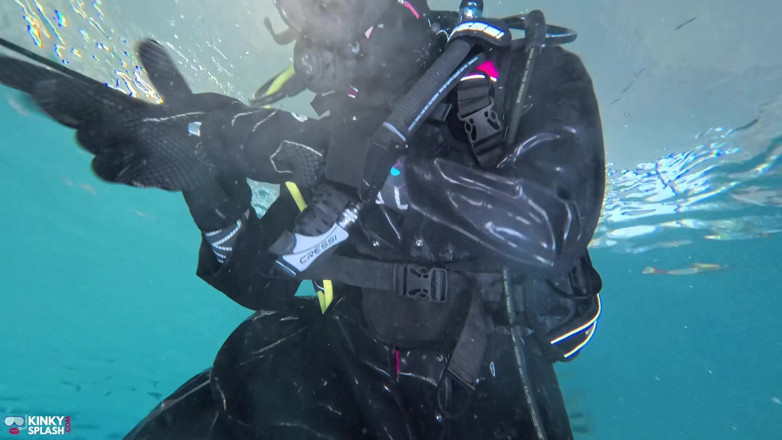 UKCuteGirl Lucy Lauren: Underwater Domination in Full Scuba Gear