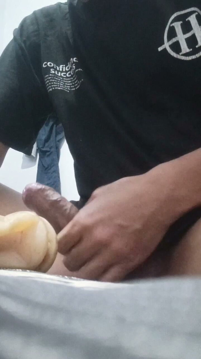 AdmHell: Dick Toys