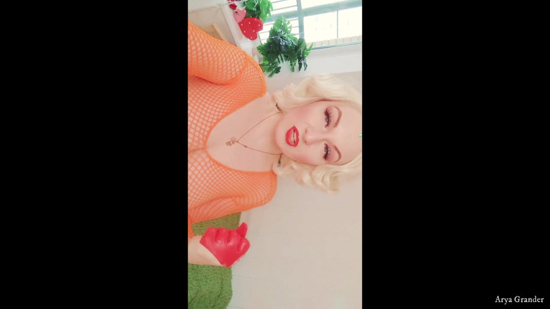Arya Grander: Sexy onbeleefde Joi femdom video