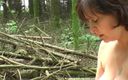 Mature NL: Ošukal ji maskovaný muž v lese