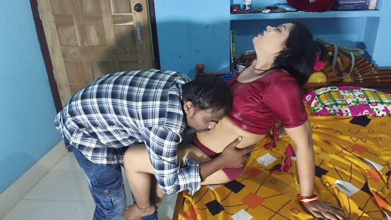 Sona bhabhi: Beautiful Indian Bengali Bhabhi Having Sex with Her Devar! Best...