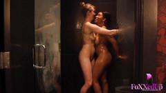 Jenna Foxx: Sexy chtivá lesbain sprcha sex s Jennou Foxx !!
