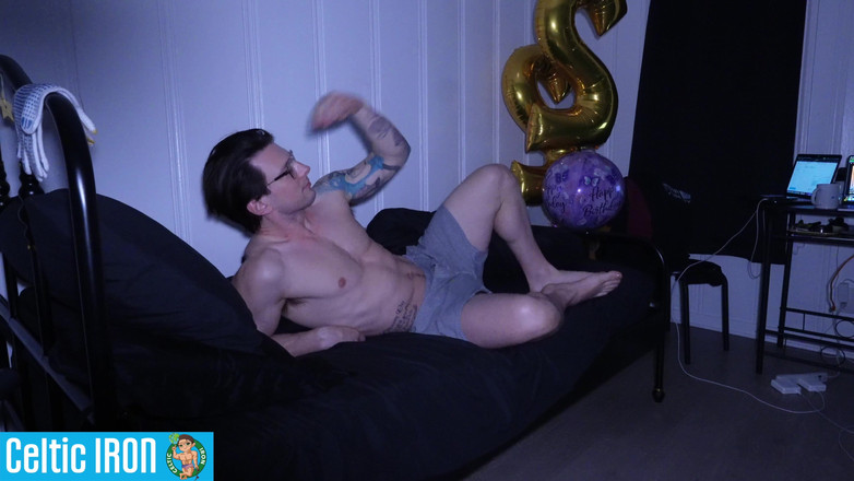 Celtic Iron: Pengalaman nyepong kontol terbaik pacar aubry babcock vol.15
