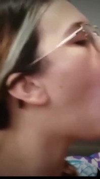 Blowjob mendalam dengan latina miang yang cantik