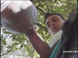 Latino Fucker: İki latin ibne ormanda sikişiyor