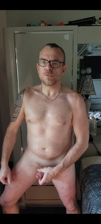 I Love My Low, Long-hanging Cock!!