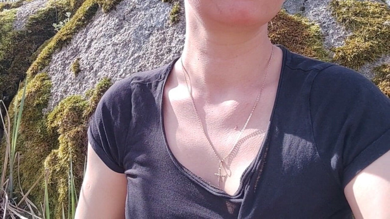 DirtyLubov: Pisciare all'aperto