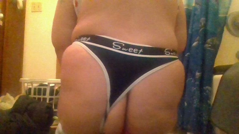 krazykristin: Culo anal sexy caliente tangas rosa grande culona