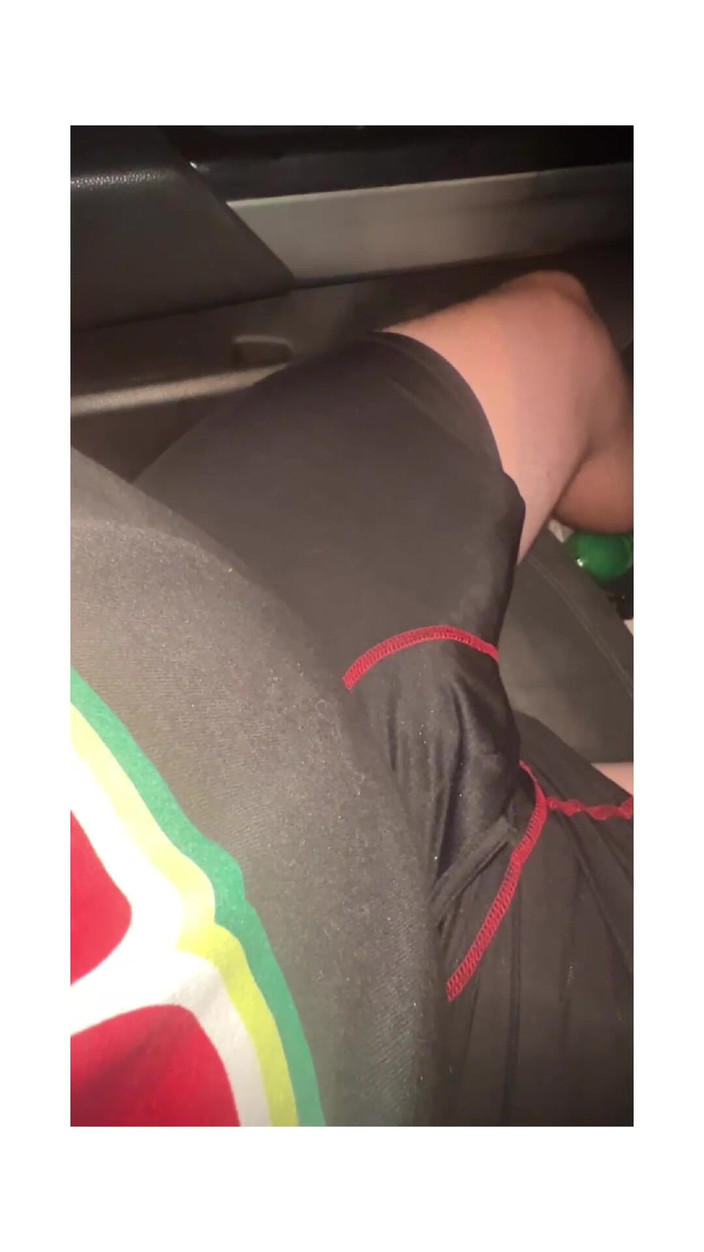 Dick Pants: गाड़ी चलाते समय बड़े जॉनसन उभार का संकलन वीडियो