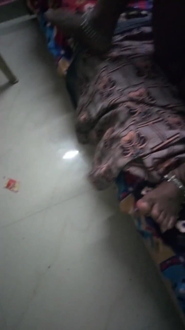 Benita sweety: 女同性恋热辣阴户抽插和蔬菜用于性爱