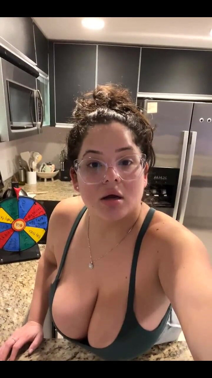 Dani Valentina: A Spin the Wheel