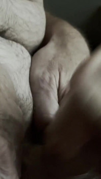 Un papa suce une bite et baise avec son pote