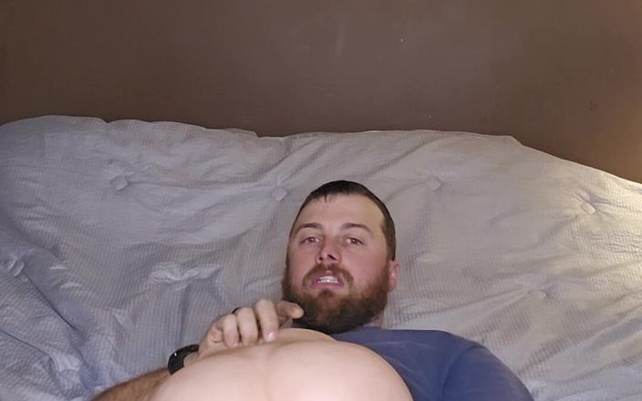 Horny Bootstrap: Esposa me enseña como se siente el coño real