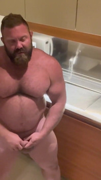 Большой мускулистый человек с тобой! Окончание камшота