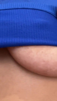 Tette cadenti istruzioni per il limite del piacere fino all'orgasmo in bocca alla miLF