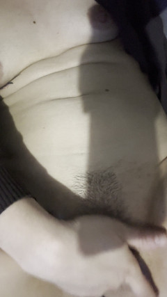 Dazzlingfacegirl: Rub my hairy pussy front my lover and filming for...