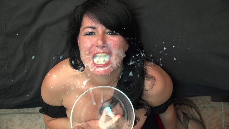 Alexandra Wett: Pris dans le sperme ! Ma bouche de baise est pour...