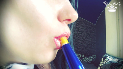 Goddess Misha Goldy: Smoking goddess & sexy lipstick