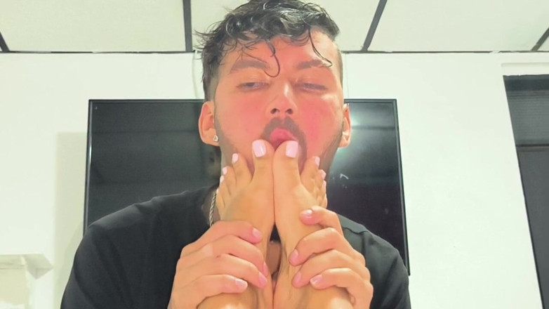 Isabel: Odeur d’adoration des pieds