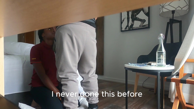 Slut me out: Tight Squeze 18 ebenholts skriker under sin första gång. Enorm ansiktsbehandling